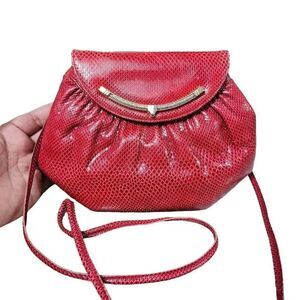Finesse La Model red small  clutch/crossbody bag